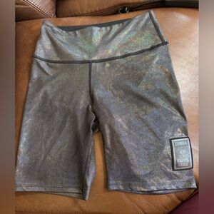 Zumba Fitness Iridescent Bike Shorts and bra - gunmetal